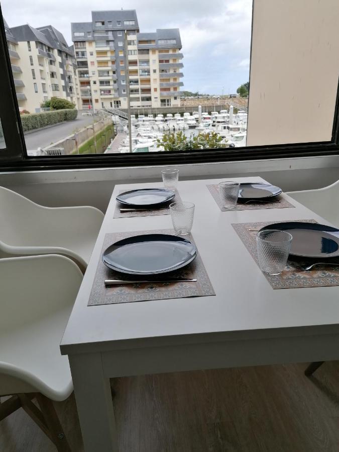 Les Marines Apartment Курсел-сюр-Мер Екстериор снимка